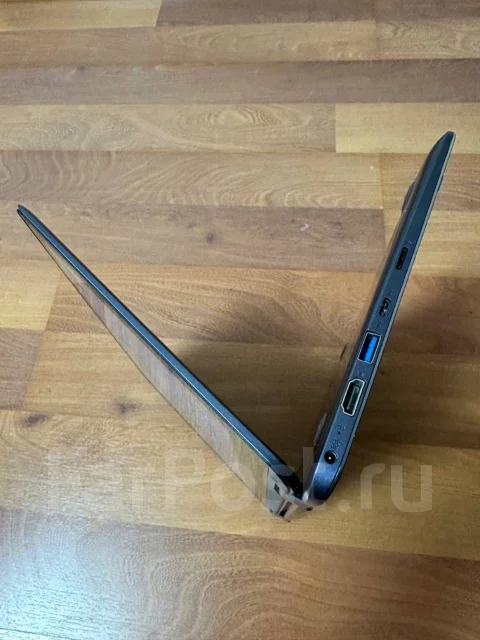 Asus VivoBook Flip. 11.6", ��� 4 ��, ���� 64���, WiFi: 1, Bluetooth: 1 ����
