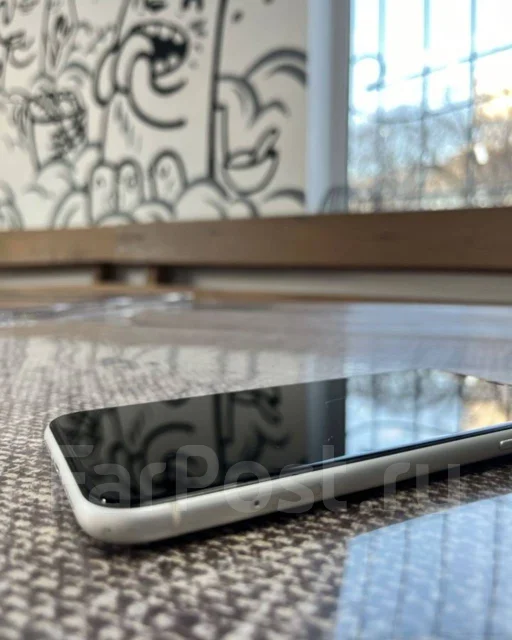 Apple iPhone 11. �/�, 256 ��, �����, 3G, 4G LTE, NFC ����