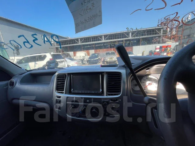Nissan Caravan ����