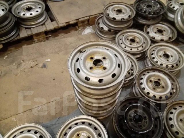 Daihatsu. 3.5x12", 4x100, �� 54,1���. ����