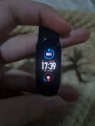 Xiaomi Mi Band 5 ����