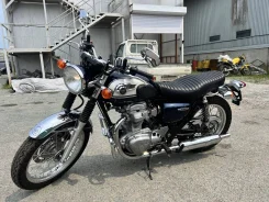Kawasaki W800