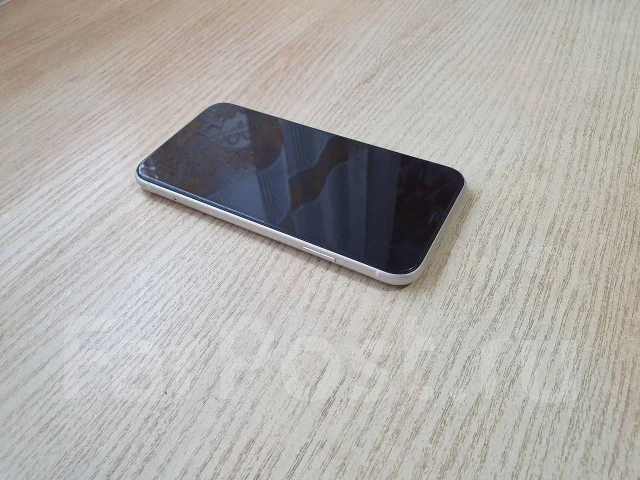 Apple iPhone 11. �/�, 64 ��, �����, 3G, 4G LTE, 5G, ����������, NFC, eSIM, ������� �������, ������������ ������� ����