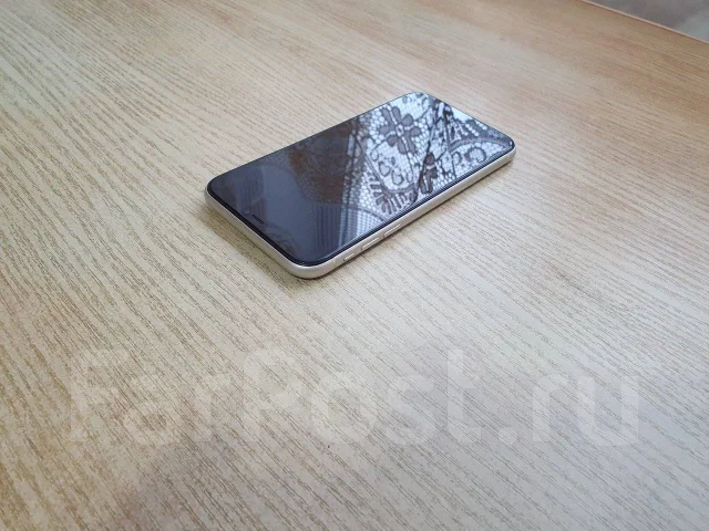 Apple iPhone 11. �/�, 64 ��, �����, 3G, 4G LTE, 5G, ����������, NFC, eSIM, ������� �������, ������������ ������� ����