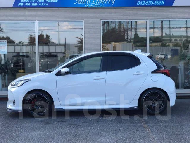 Toyota Yaris. �������, 4wd, 1.5 (120��.�.), ������, �/�. ��� ����� �� ������������ ����