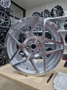 Lizardo. 8.0x17", 5x100, ET33, �� 57,1���. ����