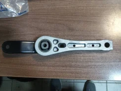 ������ ����� ��������� Volkswagen Tiguan1 3838401 ����