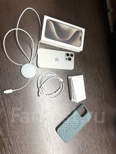 Apple iPhone 15 Pro Max. �/�, 256 ��, �����, 4G LTE, Dual-SIM, NFC ����