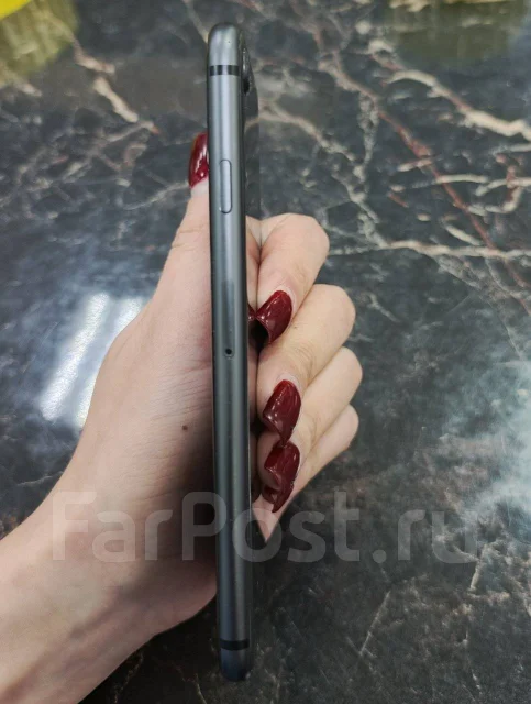 Apple iPhone 8. �/�, 64 ��, ������, 4G LTE ����