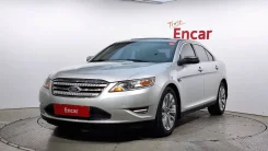 Ford Taurus. 1FAHP2FW7BG117242 ����