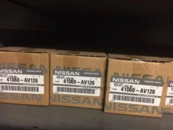������� ��������� �������� Nissan 41060AV126 41060AV126 ����