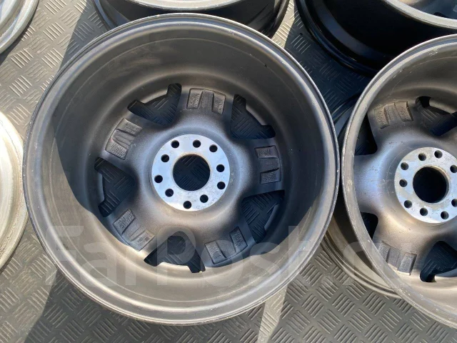 MLJ KMC. 8.0x17", 5x114.3, 5x127, ET35, �� 73���. ����