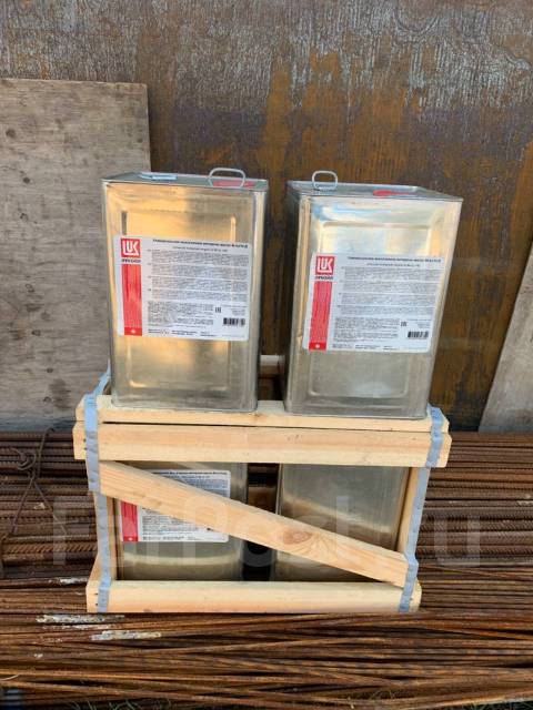 Универсальное моторное масло всесезонное Лукойл M-4з /14-Д 18л ...