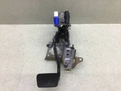 ������ ������� Ford EcoSport (B515) 2014-2019 [8V512450CD] 8V512450CD ����