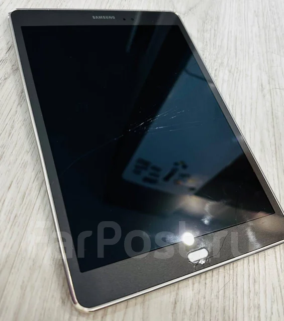 Samsung Galaxy Tab A. ������ 16 �� ����