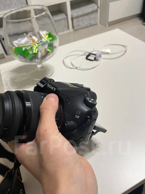 Sony Alpha SLT-A58. 20 � ����� ��, ���: 10� ����