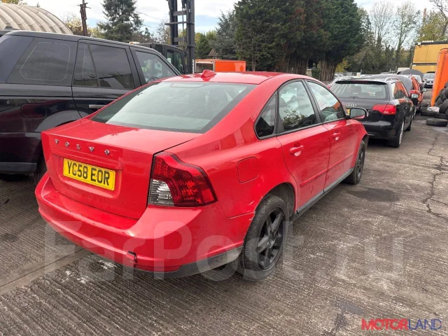 ������� Volvo S40 2004-2012 9414348 2S6U11000CC ����