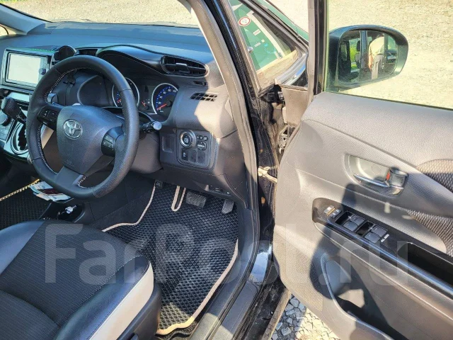Toyota Wish. ��������, 4wd, 1.8, ������, 111 000����. �� ����