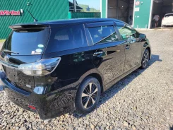 Toyota Wish. ��������, 4wd, 1.8, ������, 111 000����. �� ����