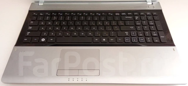 Samsung RV520. 15.6", 2,1����, ��� 8 ��, ���� 128���, WiFi: 1, Bluetooth: 1, ����������� �� 3��. ����