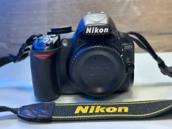 Nikon D3100 Body ����