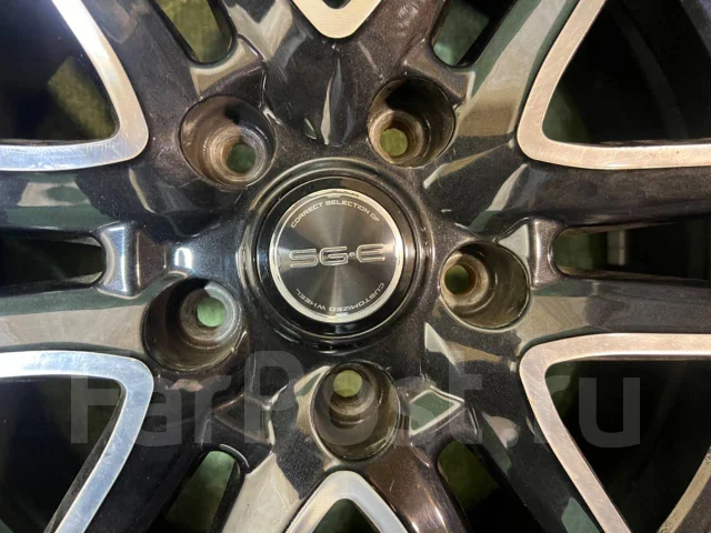 Custom. 7.0x17", 5x114.3, ET40 ����