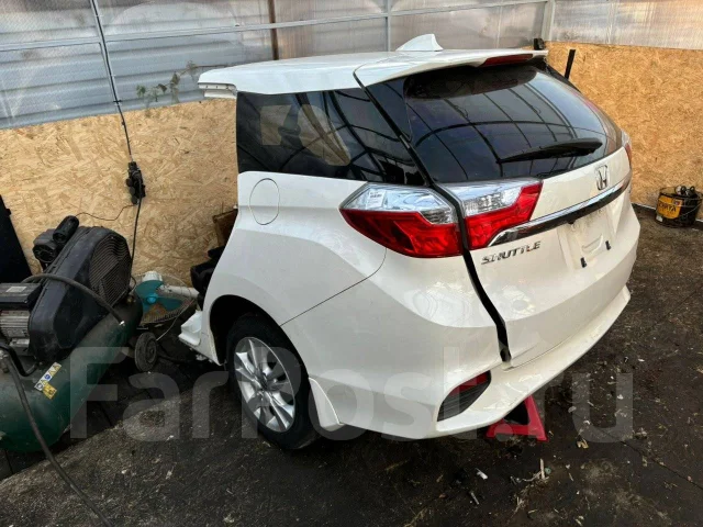 Honda Shuttle. GP7, LEB ����