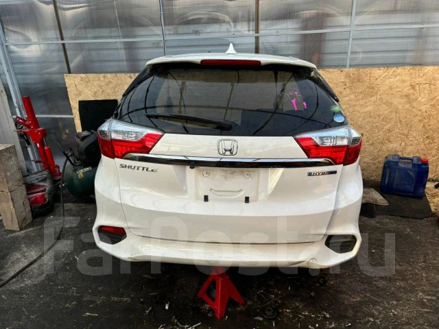 Honda Shuttle. GP7, LEB ����