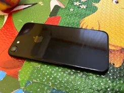 Apple iPhone 7. �/�, 32 ��, ������, 3G ����