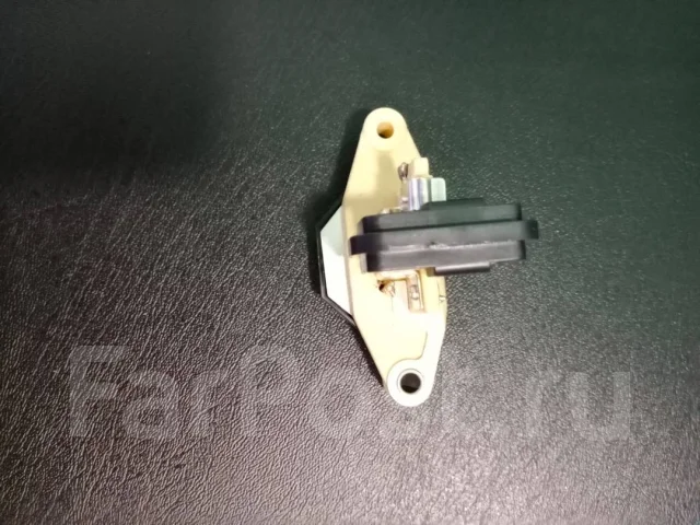 Unipoint YRV16 ��������� ���������� YRV16 ����