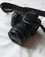 Canon EOS 80D Body ����