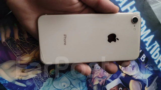 Apple iPhone 8. �/�, 64 ��, 4G LTE, ���������� ����