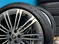 Auto Couture Crescent. 9.5x23", 5x120, ET42.5 ����