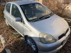 Toyota Vitz. �������, ��������, ������ ����