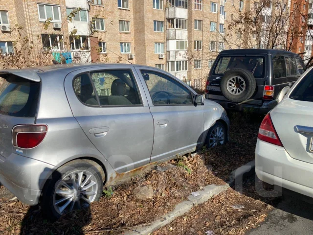 Toyota Vitz. �������, ��������, ������ ����