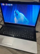 Samsung 305E7A. 17.3", 1,6����, ��� 6 ��, ���� 500���, WiFi: 1, Bluetooth: 1, ����������� �� 2��. ����