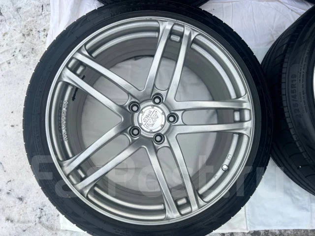 AVS Model T5. 9.0x19", 5x114.3, ET45 ����