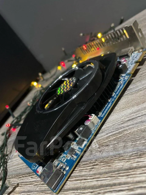 Radeon HD 6750 ����