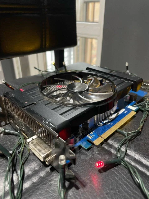 Radeon HD 7770 ����