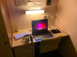 Asus ROG Strix G18. 18", 240����, ��� 16 ��, ���� 2 500��� ����