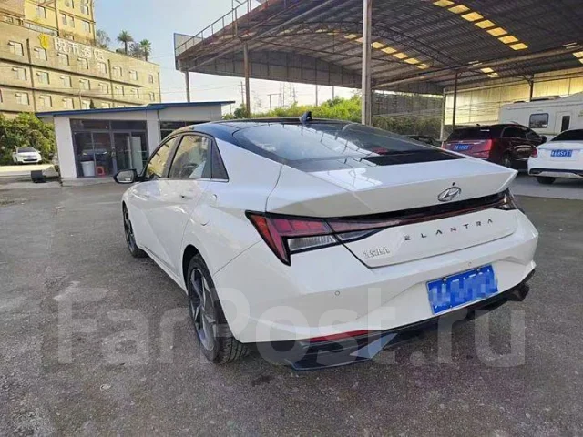 Hyundai Elantra. �������, ��������, 1.5 (115��.�.), ������, �/� ����