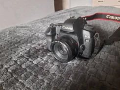 Canon EOS 5D Mark II. 20 � ����� �� ����