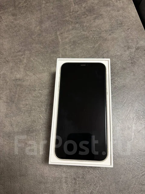 Apple iPhone 11. �/�, 256 ��, �����, 3G ����