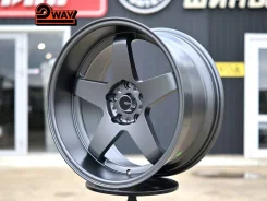 Nismo LMGT4. 9.5x18", 5x114.3, ET10, �� 73,1���. ����