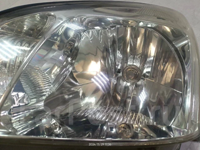 ���� Toyota Premio 811502B800 ����