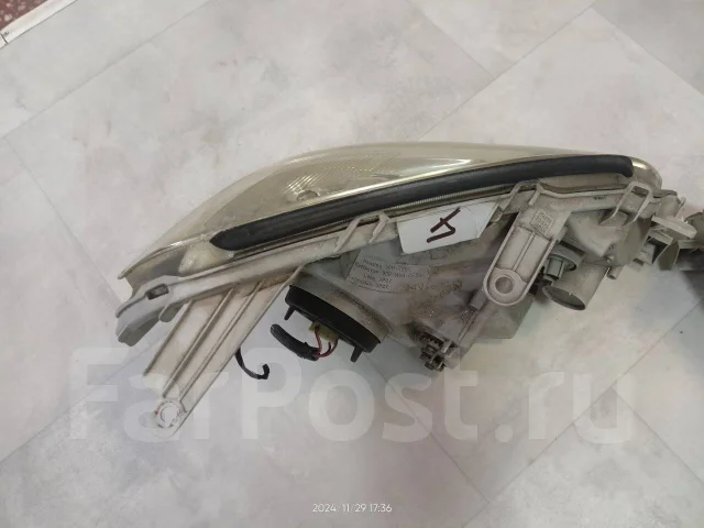 ���� Toyota Premio 811502B800 ����