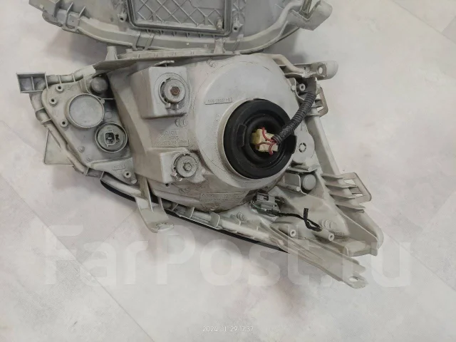 ���� Toyota Premio 811502B800 ����