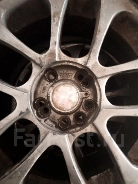 4 Racing. x17", 4x114.3 ����