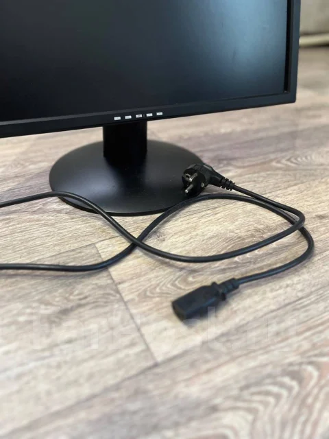 ViewSonic. 21.5", ���������� �� (LCD, LED, QLED) ����