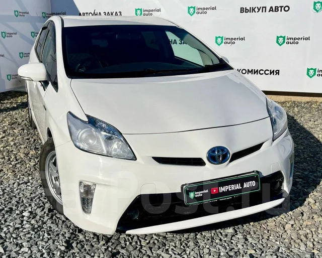 Toyota Prius. ��������, ��������, 1.8 (99��.�.), ������, 250 000����. �� ����